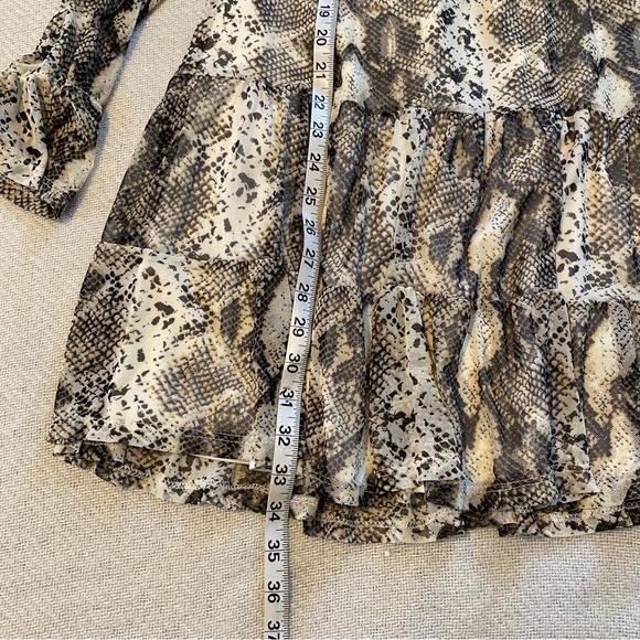 NWT Snake Print Long Sleeve Dress - Picture 6 of 8